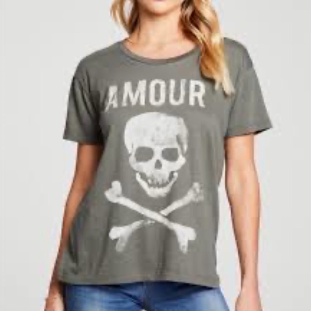 ⭐️NWT Chaser Amour Graphic Skull Tee⭐️